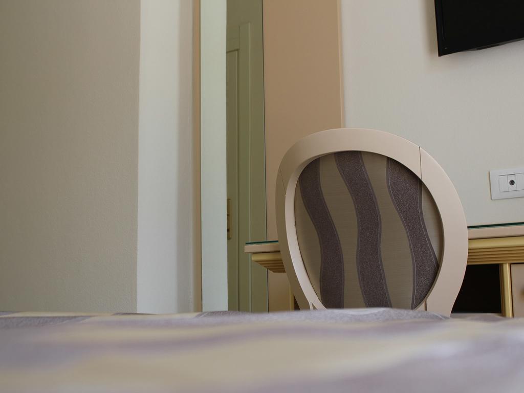 Hotel Marina Римини Номер фото